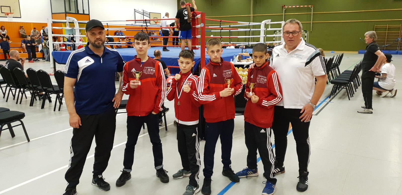 Veranstaltungsort — Sporthalle